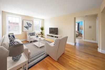 31-1/2 Englewood Ave #5