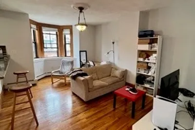 91 E Brookline St #4