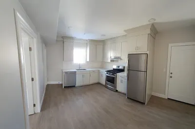 322 Brownell St #2 West