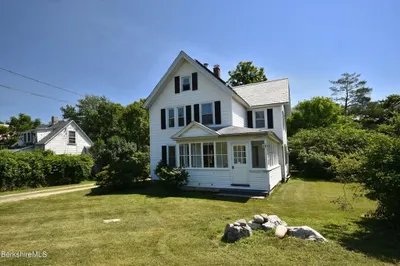 464 North Street 1