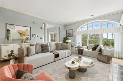 10 Winchester Place #302 1