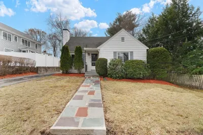 12 Pershing Rd 1