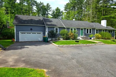 331 Bay Rd
