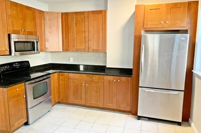 32 Channing St #2