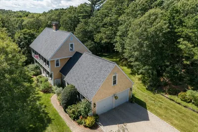 9 Fairfield Dr 1