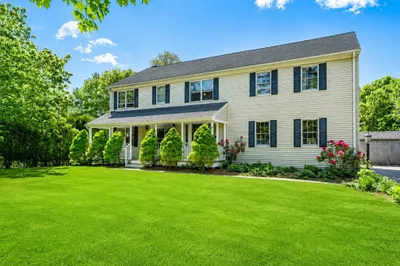 323 Oakhill Ave 1