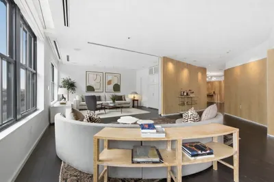9 W Broadway #618 1