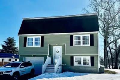 16 Ronald Ln 1