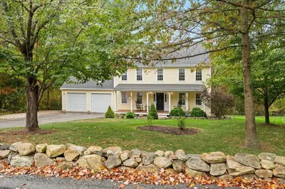 105 Mumford St 1