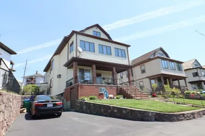 669 Fellsway #1