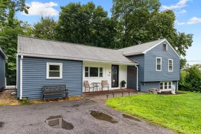340 Berlin Rd