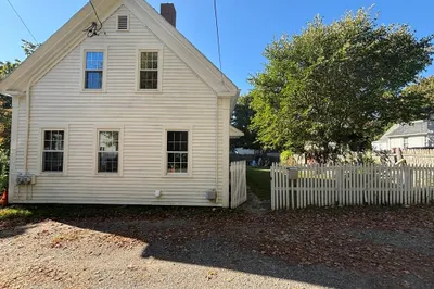 18 Bolton Place #18 1