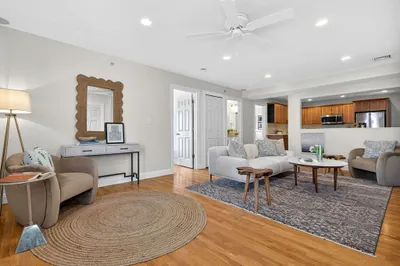 204 Marion Street #5