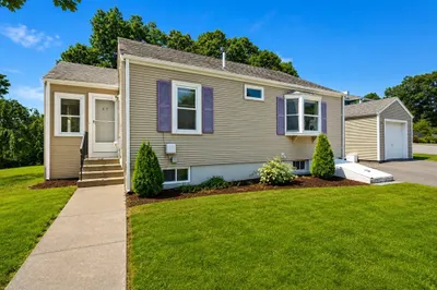 65 Fuller St 1