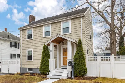 35 Pagoda St 1