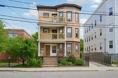 154 Glen St #2 1
