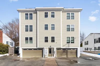 829 Lagrange St #3 1