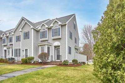 38 Tarbell St #8D 1