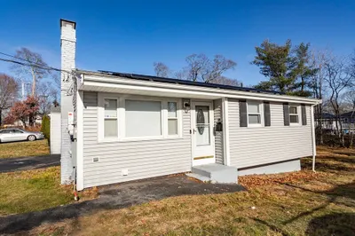 16 Falconer Ave 1