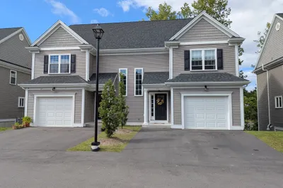 106 Pond St #13 1