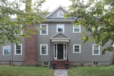 8 Carleton Road #1 1