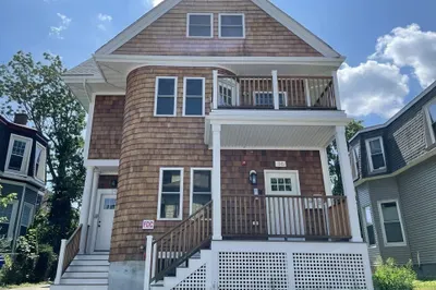14 Weld Ave #2 1