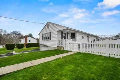 46 Highlandview Ave 1