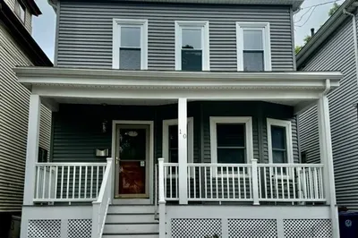 10 Clay Ave