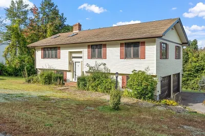 21 Lindsay Ln 1