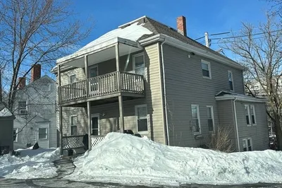 72 Lowell St #3