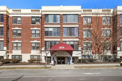 2035 Commonwealth Ave #12A