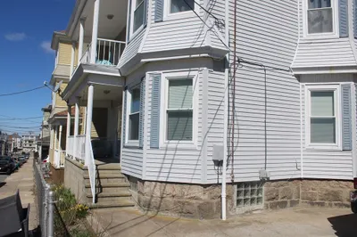 136 Horton St #1 1