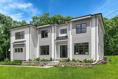 24 Winchester Drive