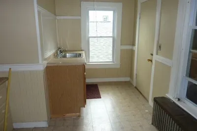 169 Main St #2 1