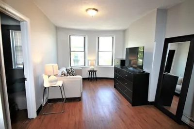 181 Northampton Street #2