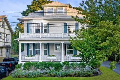 145 Elmwood Rd