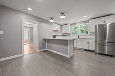 52 Forest Park Rd 1