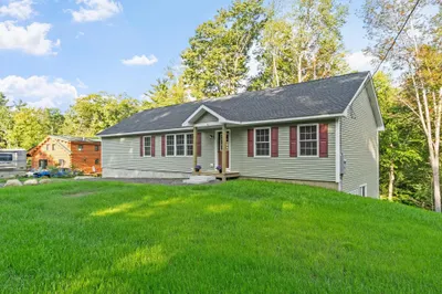 90 Secret Lake Rd 1