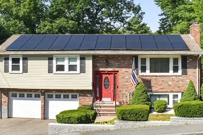 223 Robert Rd 1