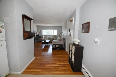 135 Neponset Ave #22 1