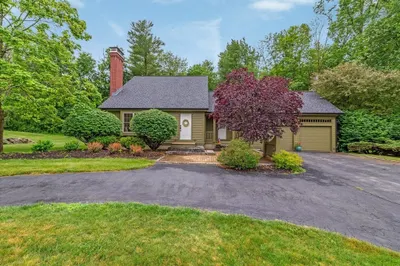 2 Sherwood Dr 1