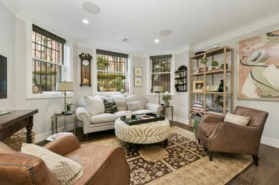 11 Exeter Street #2
