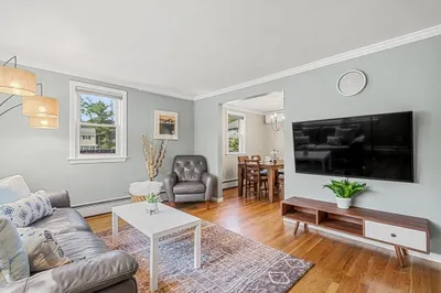 6 Charles Road #6