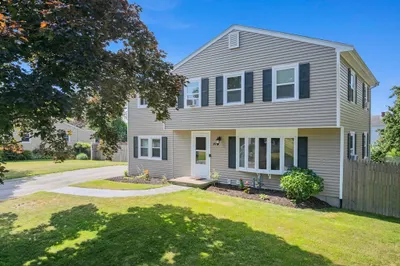 99 Moffitt Ave 1