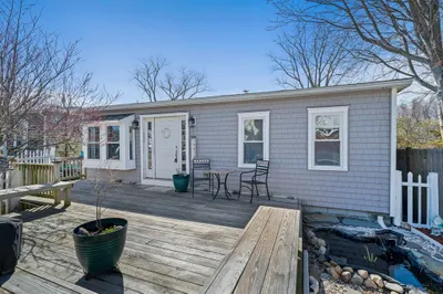 21 Bancroft