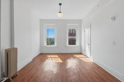 105 High St #3D 1