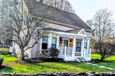 4 Intervale Rd 1