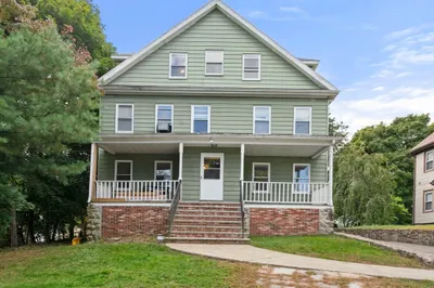 49 Phillips Ave