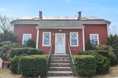 21 Cemetery St #21