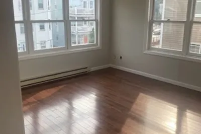12 Landor Rd #3 1